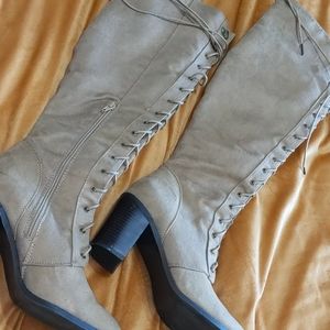 SHOEDAZZLE BOOTS